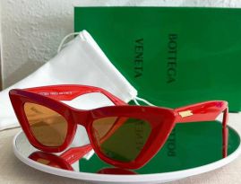 Picture of Bottega Veneta Sunglasses _SKUfw45925641fw